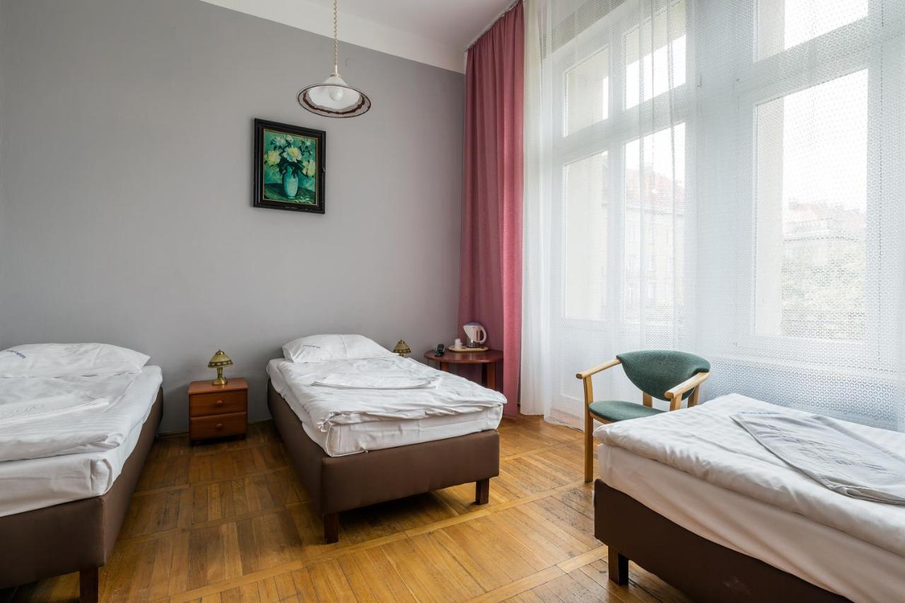 Savoy Wroclaw Vandrarhem Exteriör bild