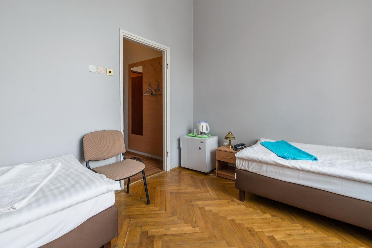 Savoy Wroclaw Vandrarhem Exteriör bild